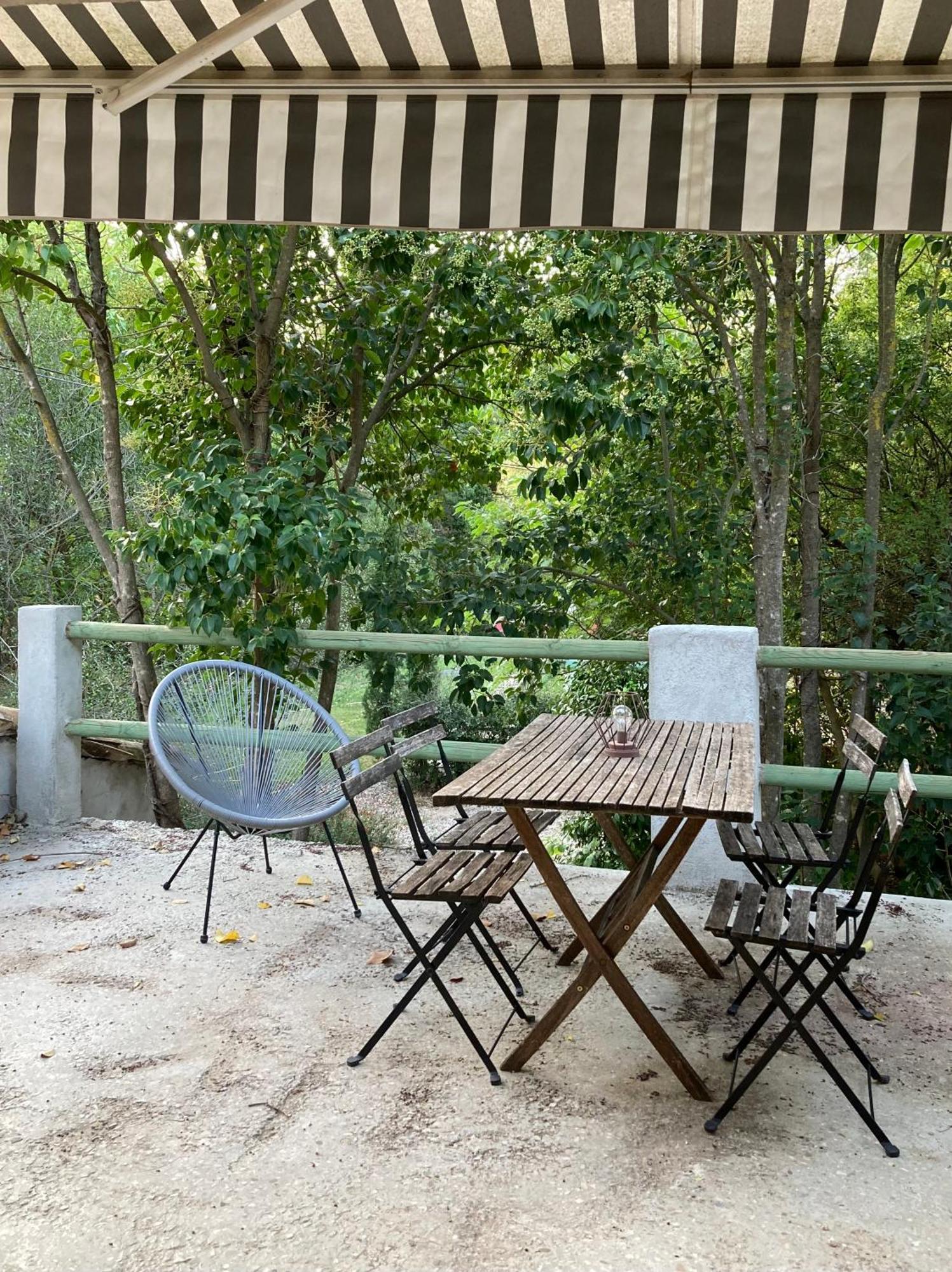 Campagne Baudeloup Bed and Breakfast LʼIsle-sur-la-Sorgue Εξωτερικό φωτογραφία
